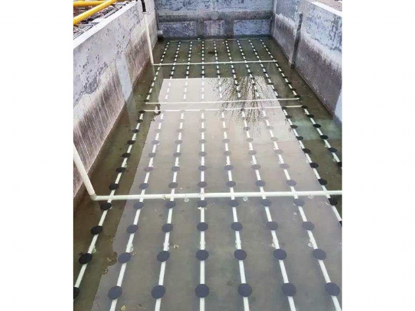 污水處理設(shè)備